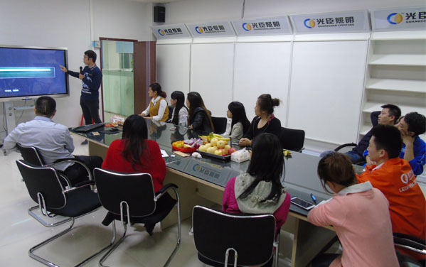 光臣照明LED護欄管知識競賽