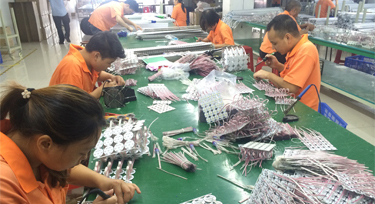 別看光臣LED點(diǎn)光源個(gè)子小，小身材!大能耐!