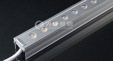 2016年中國LED照明行業(yè)趨勢，光臣LED線條燈廠家該如何對待