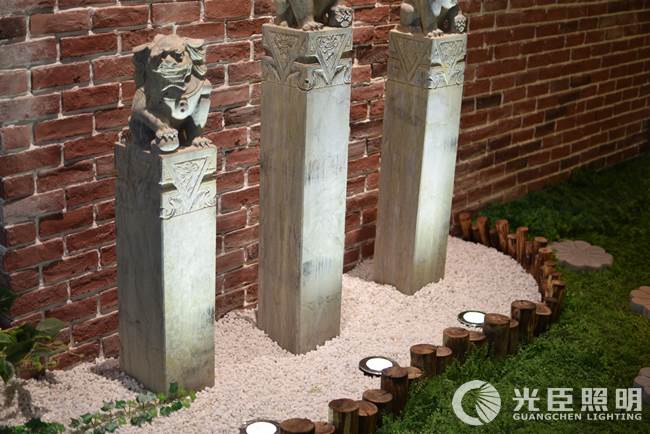 偏光LED地埋燈，既能打亮墻面又不會讓人感到刺眼