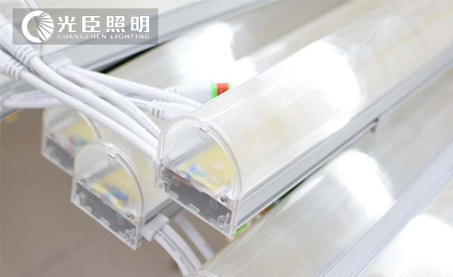 八段外控護欄管