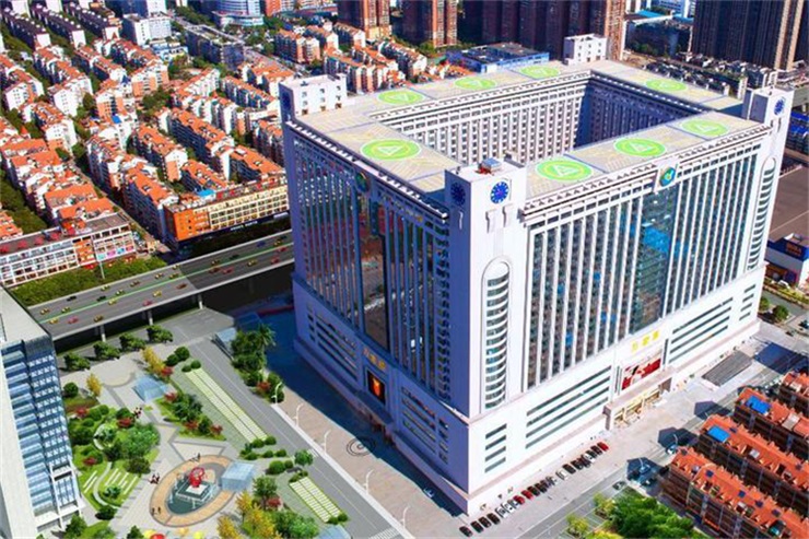 萬(wàn)家廣場(chǎng)外觀